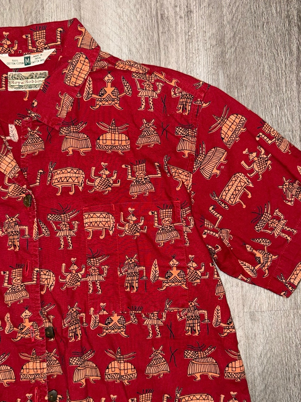 Royal Robbins Red Short-Sleeve Button-Down with Tan Tribal Motif